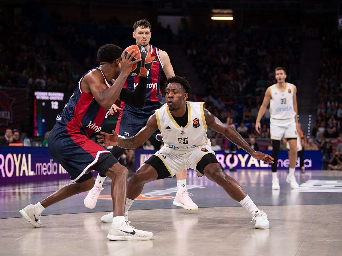 Dubai Basketball Claims First EuroLeague Road Win, Beating Baskonia 93-79