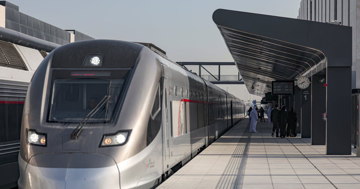 فروش بلیت قطار سریع دبی-ابوظبی آغاز شد